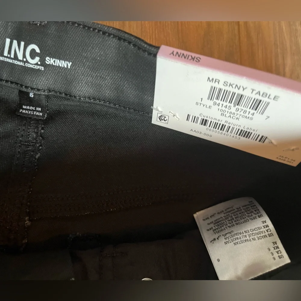 INC Black Skinny Jeans - Picture 3 of 3